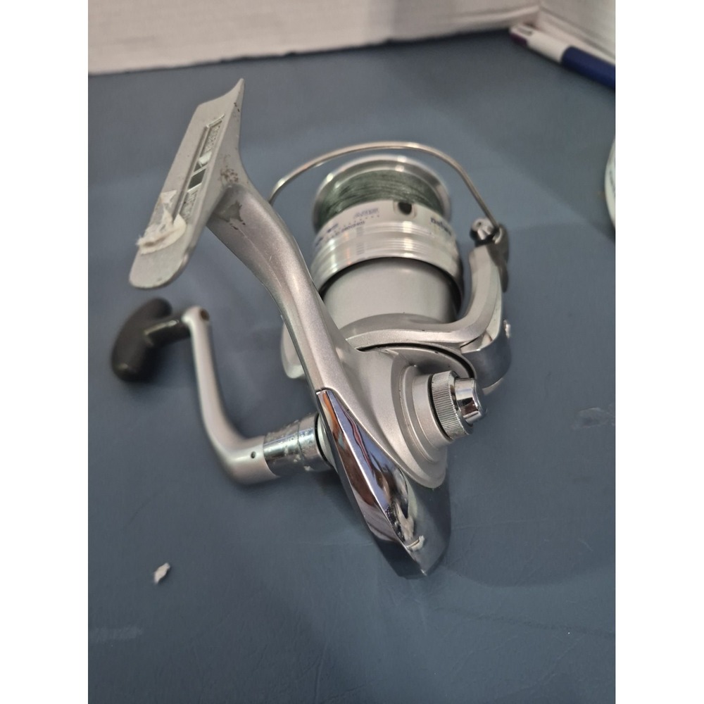 Daiwa D Wave Spinning Reel Prespooled Braid